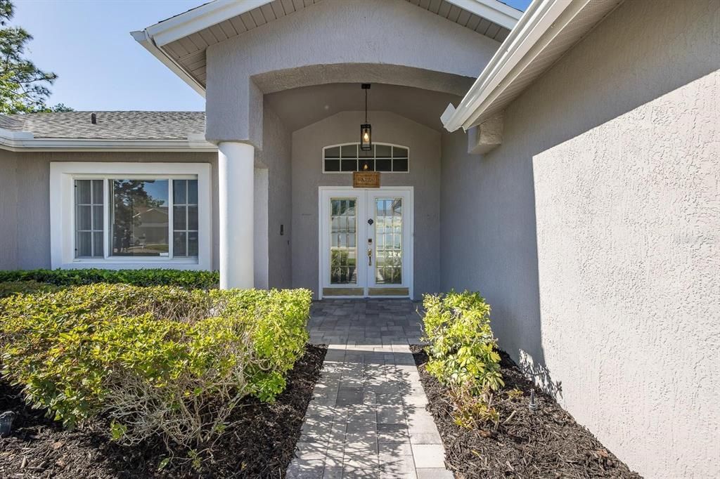 Active With Contract: $339,900 (3 beds, 2 baths, 2013 Square Feet)