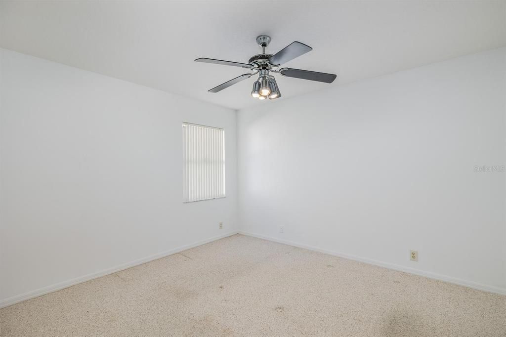 Active With Contract: $339,900 (3 beds, 2 baths, 2013 Square Feet)