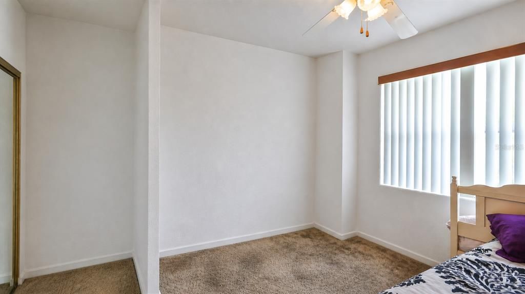 Activo con contrato: $299,000 (2 camas, 2 baños, 1436 Pies cuadrados)