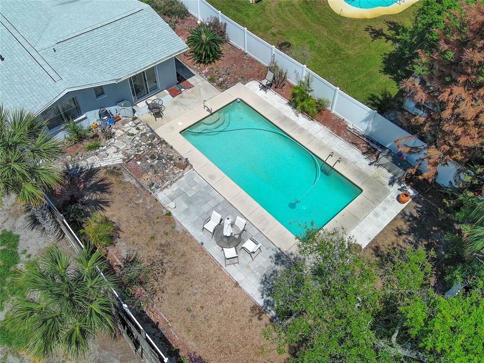Activo con contrato: $299,000 (2 camas, 2 baños, 1436 Pies cuadrados)