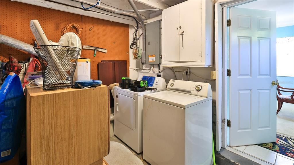 Activo con contrato: $299,000 (2 camas, 2 baños, 1436 Pies cuadrados)