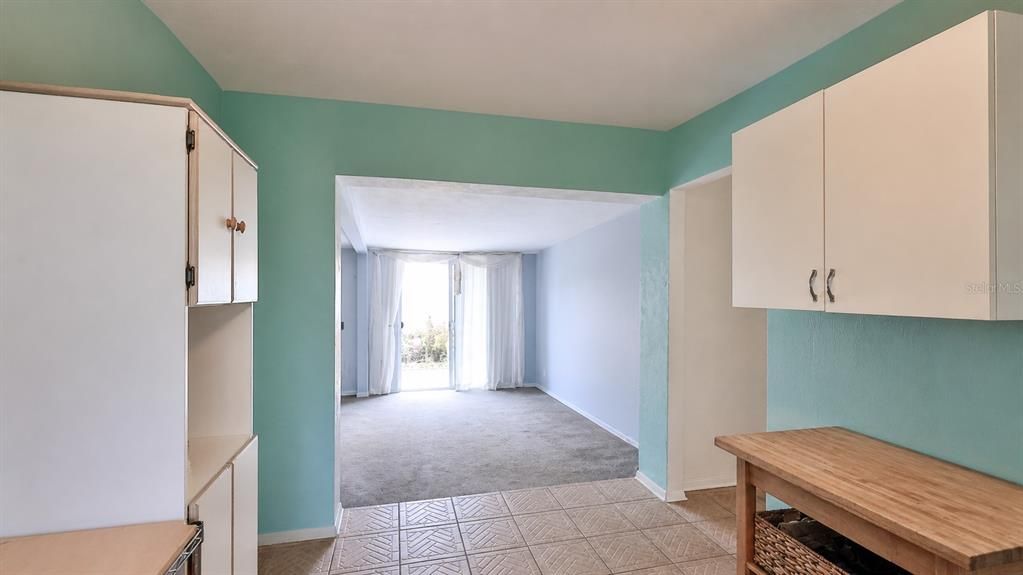 Activo con contrato: $299,000 (2 camas, 2 baños, 1436 Pies cuadrados)