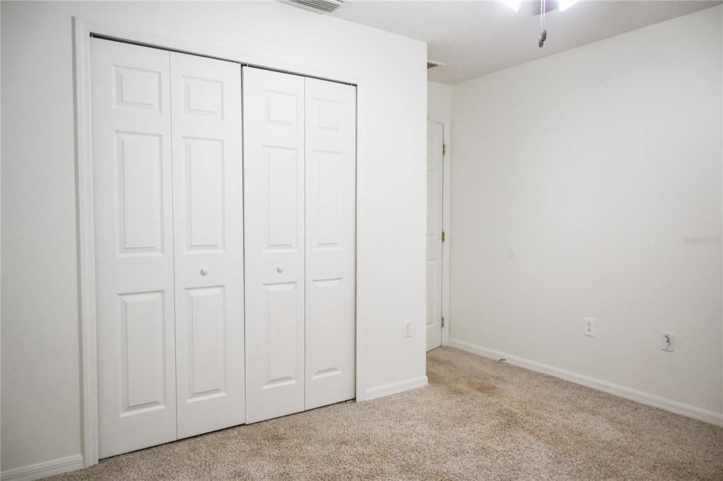Active With Contract: $229,900 (3 beds, 2 baths, 1415 Square Feet)