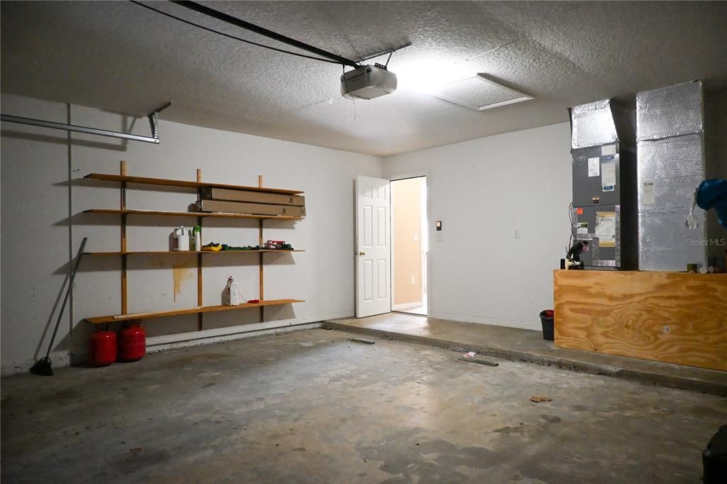 Active With Contract: $229,900 (3 beds, 2 baths, 1415 Square Feet)