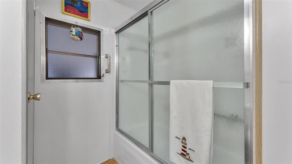 Под контрактом: $148,900 (2 спален, 2 ванн, 1152 Квадратных фут)
