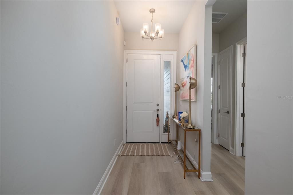 Activo con contrato: $499,900 (3 camas, 2 baños, 1778 Pies cuadrados)