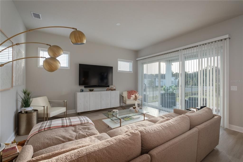 Activo con contrato: $499,900 (3 camas, 2 baños, 1778 Pies cuadrados)