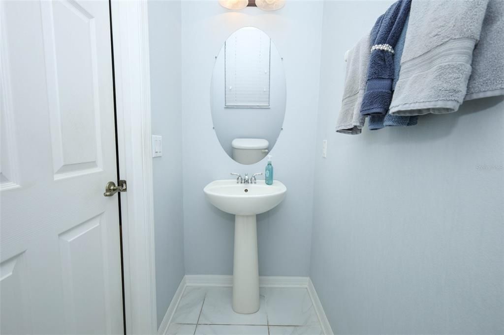 For Sale: $375,000 (3 beds, 2 baths, 2177 Square Feet)