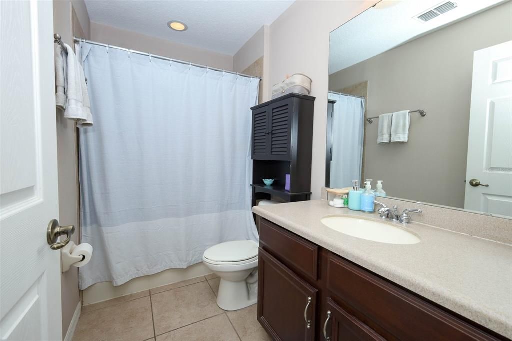 For Sale: $375,000 (3 beds, 2 baths, 2177 Square Feet)