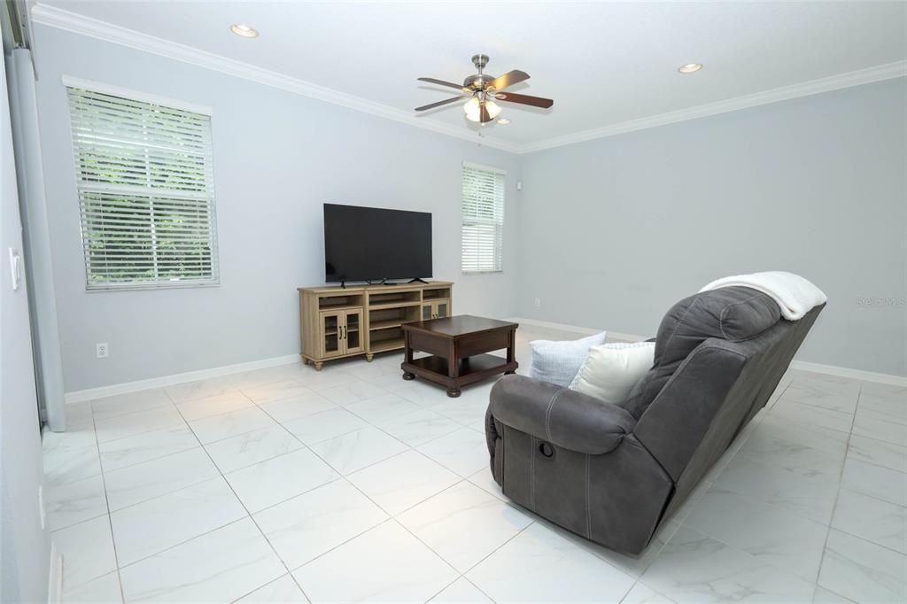 For Sale: $375,000 (3 beds, 2 baths, 2177 Square Feet)