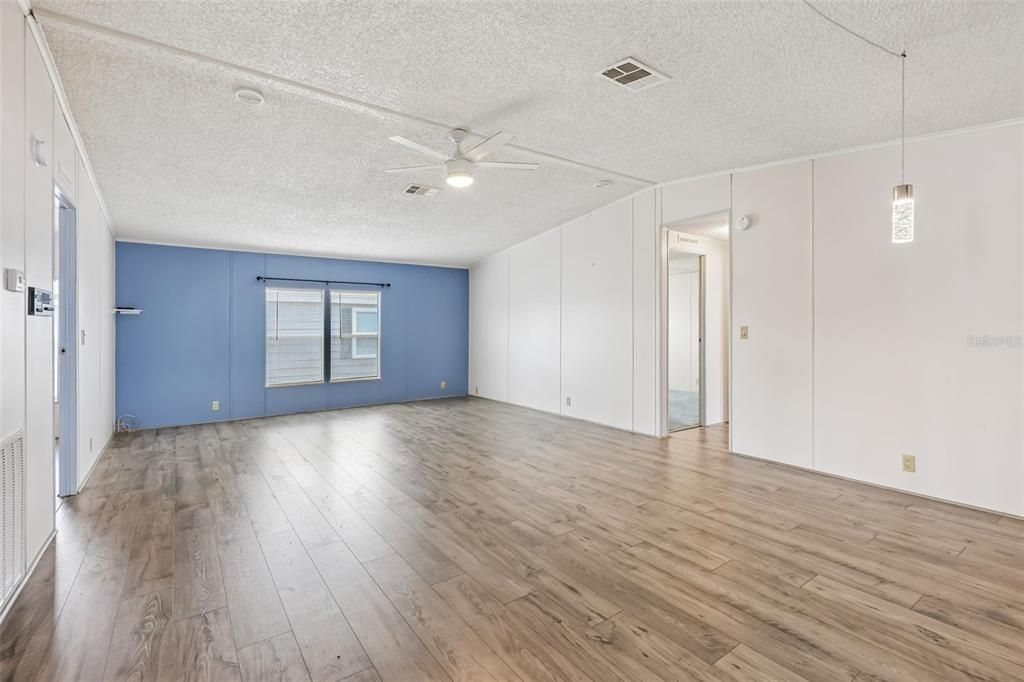 Activo con contrato: $195,000 (3 camas, 2 baños, 1512 Pies cuadrados)