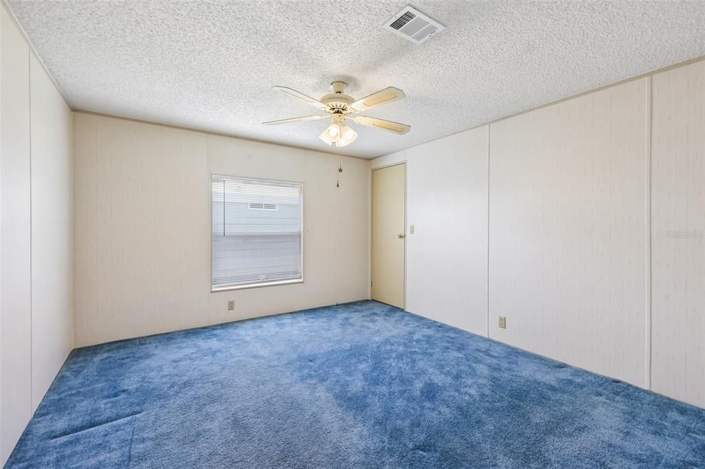 Activo con contrato: $195,000 (3 camas, 2 baños, 1512 Pies cuadrados)
