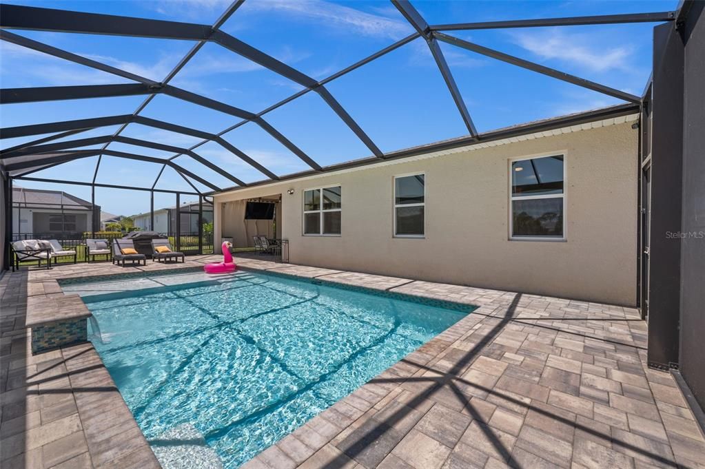 En Venta: $535,000 (3 camas, 2 baños, 2190 Pies cuadrados)