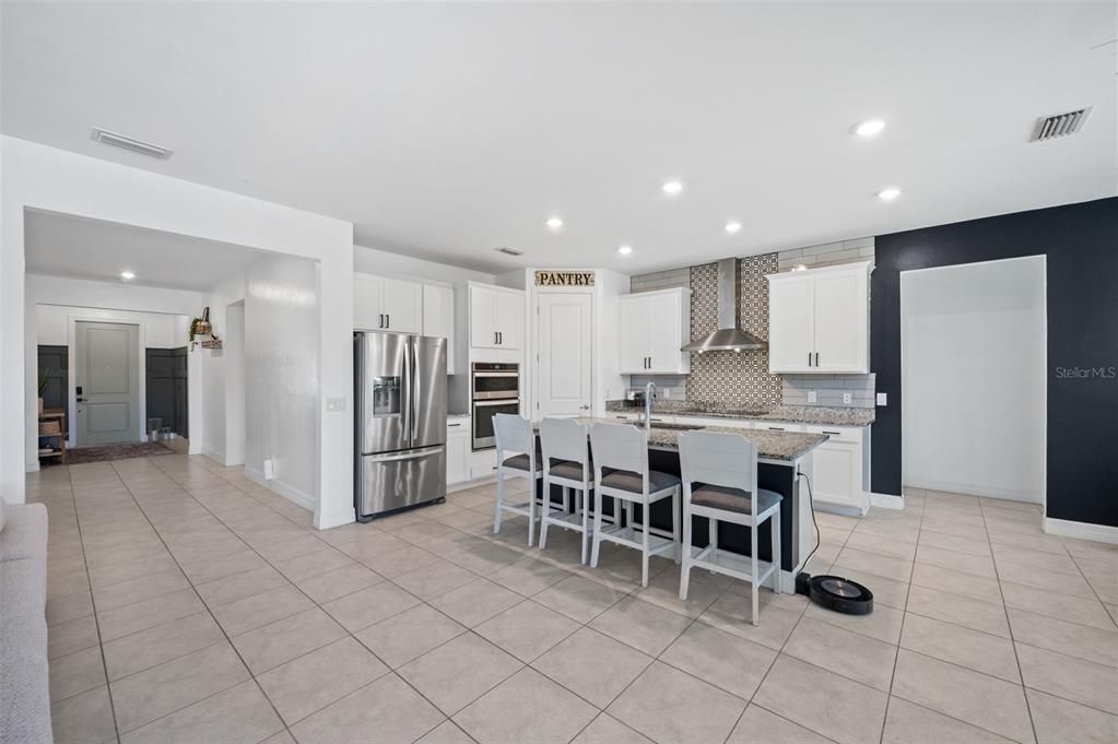 En Venta: $535,000 (3 camas, 2 baños, 2190 Pies cuadrados)