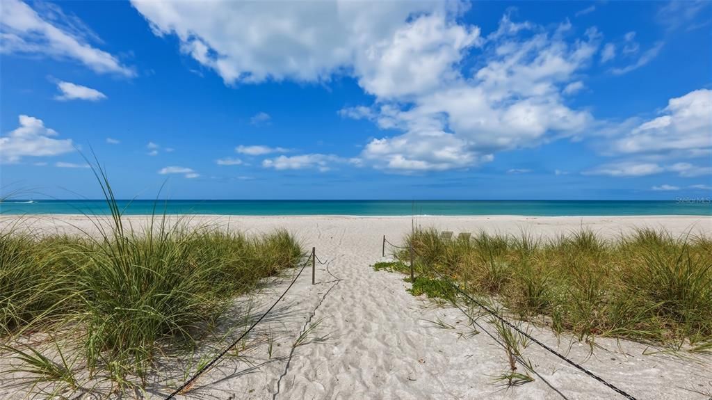 For Sale: $579,000 (4 beds, 2 baths, 2156 Square Feet)