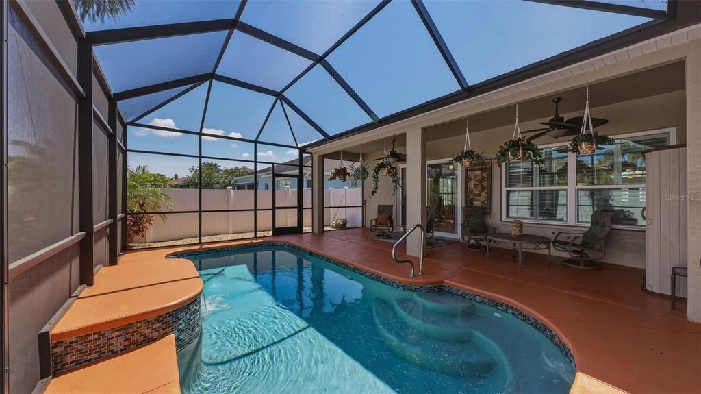 For Sale: $579,000 (4 beds, 2 baths, 2156 Square Feet)