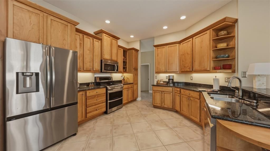 For Sale: $579,000 (4 beds, 2 baths, 2156 Square Feet)