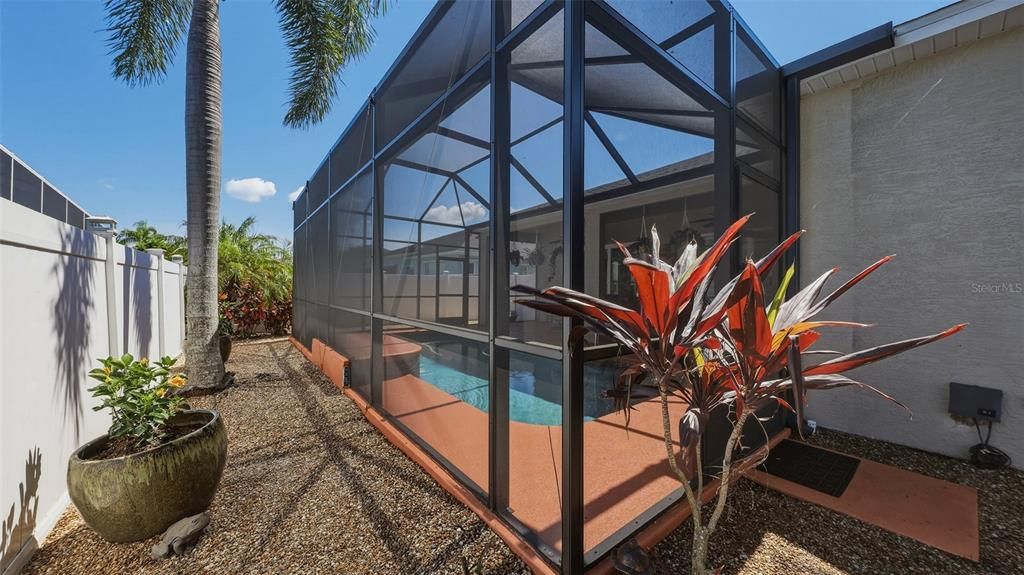 For Sale: $579,000 (4 beds, 2 baths, 2156 Square Feet)