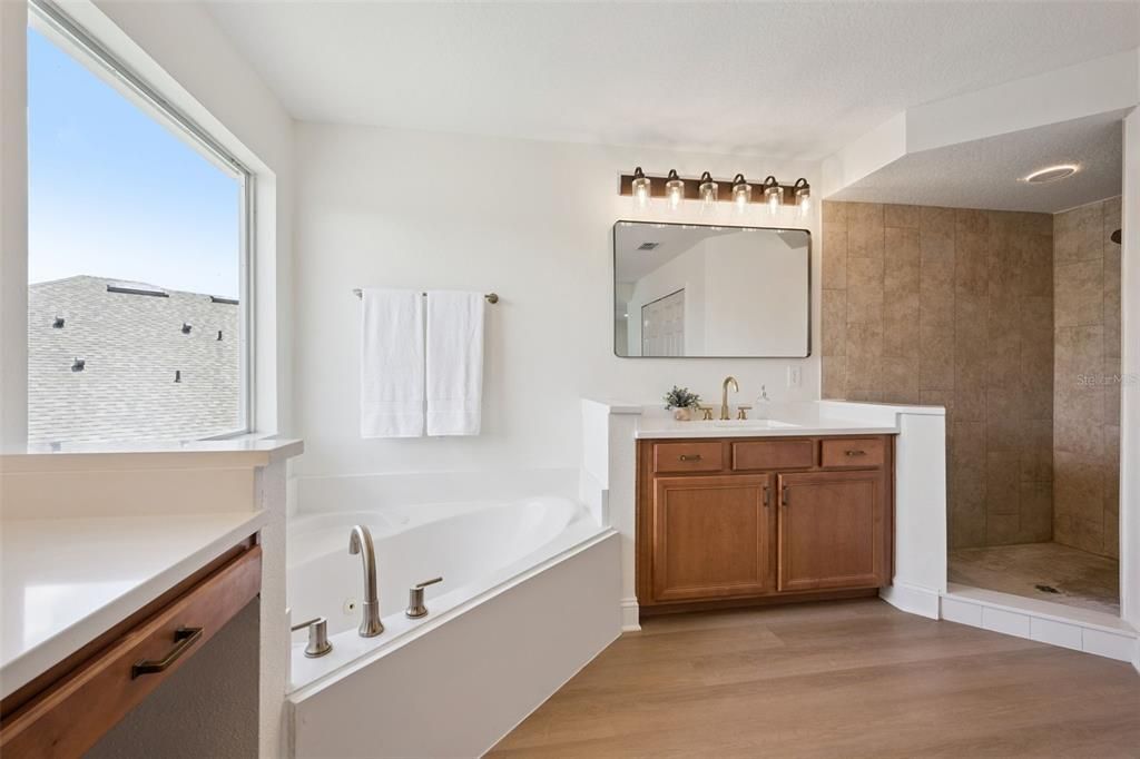 For Sale: $624,999 (4 beds, 3 baths, 2614 Square Feet)