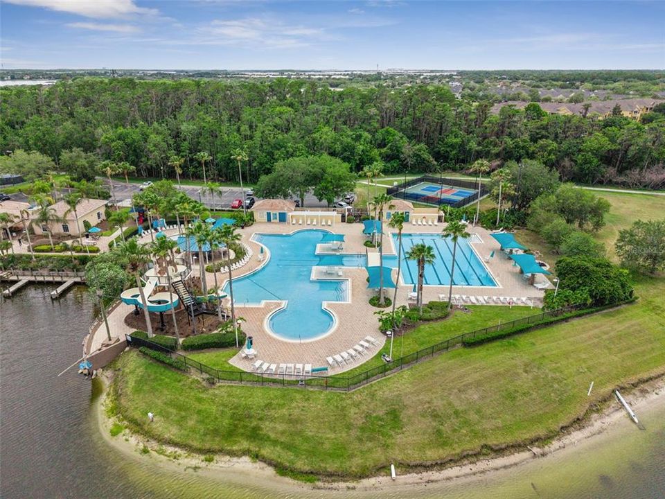 For Sale: $624,999 (4 beds, 3 baths, 2614 Square Feet)