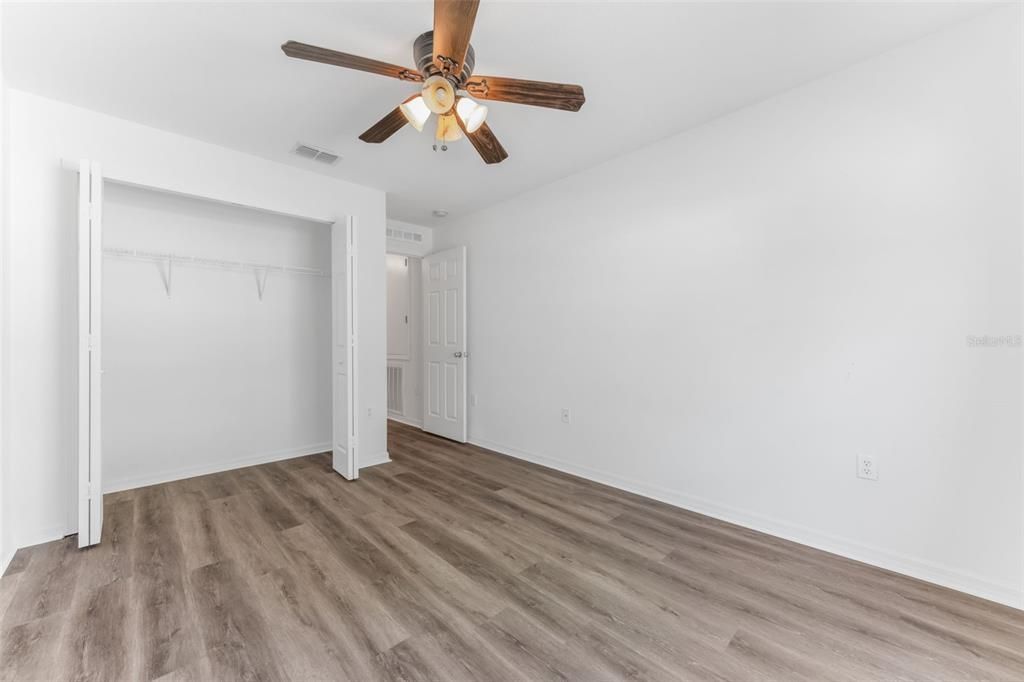 Active With Contract: $265,000 (3 beds, 2 baths, 1292 Square Feet)