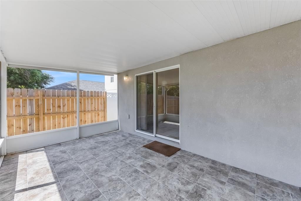Active With Contract: $265,000 (3 beds, 2 baths, 1292 Square Feet)
