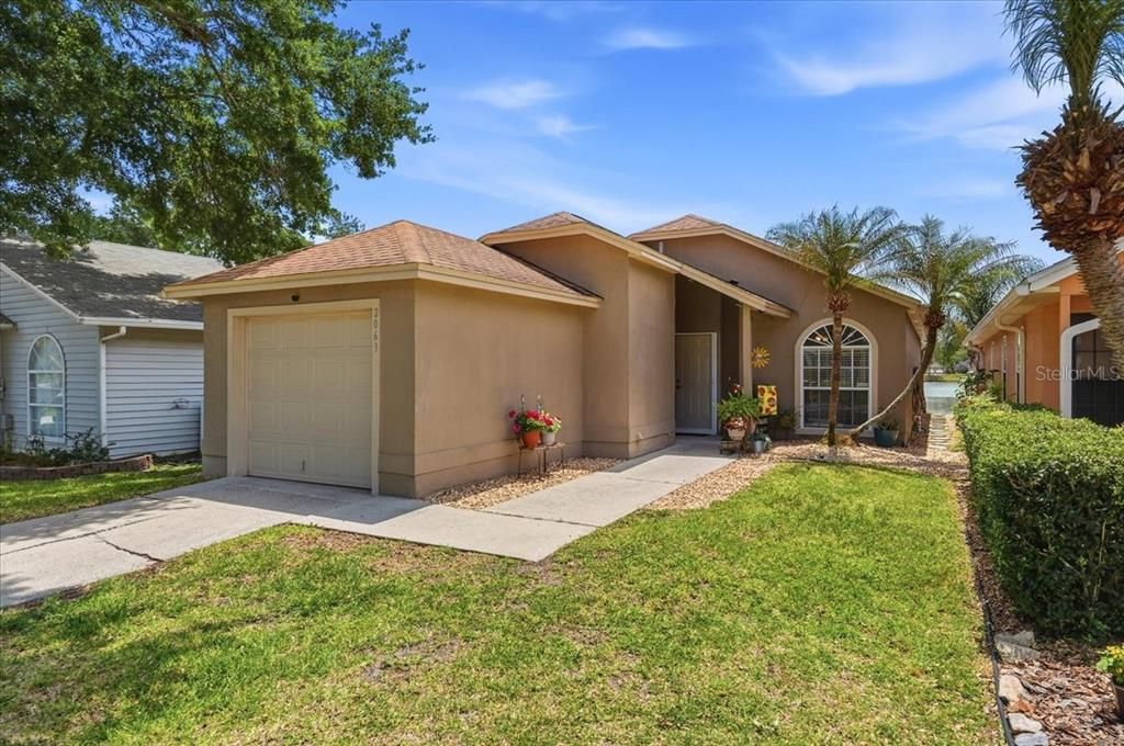 En Venta: $274,000 (2 camas, 2 baños, 1285 Pies cuadrados)