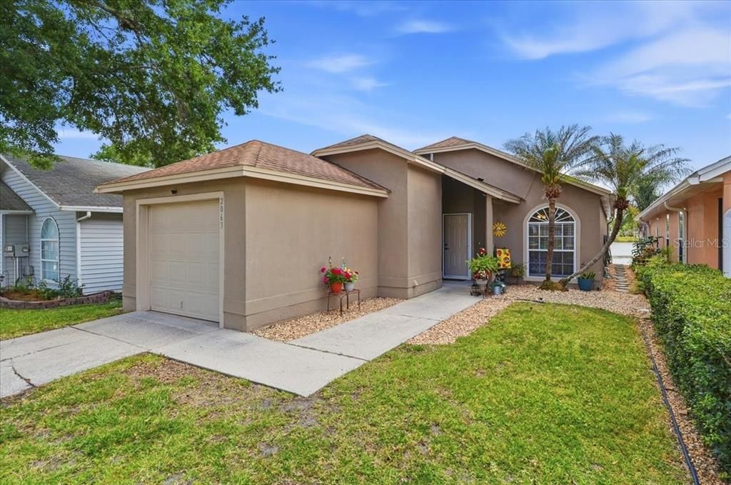 En Venta: $274,000 (2 camas, 2 baños, 1285 Pies cuadrados)