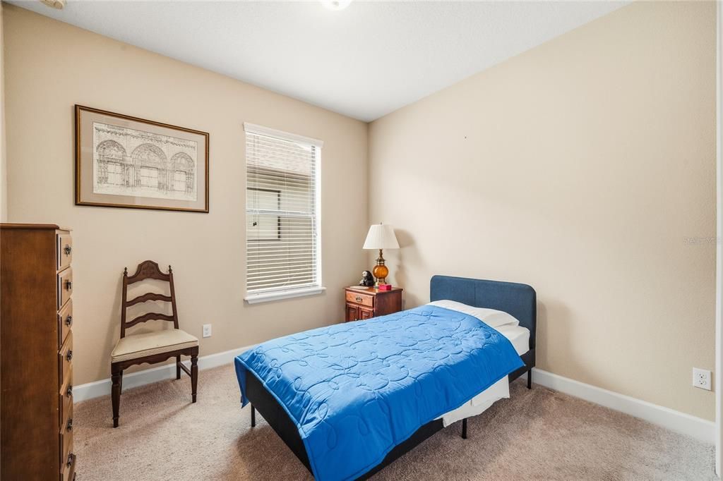 Active With Contract: $725,000 (5 beds, 3 baths, 2464 Square Feet)