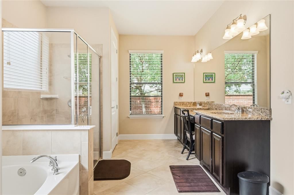 Active With Contract: $725,000 (5 beds, 3 baths, 2464 Square Feet)