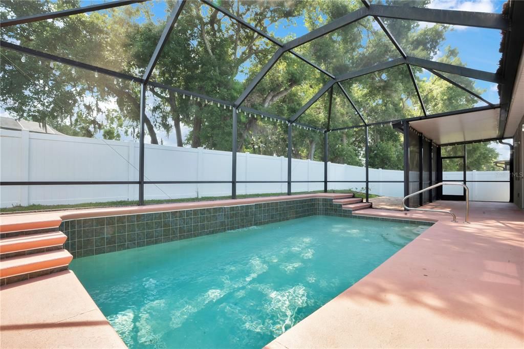 For Sale: $529,900 (4 beds, 3 baths, 2361 Square Feet)