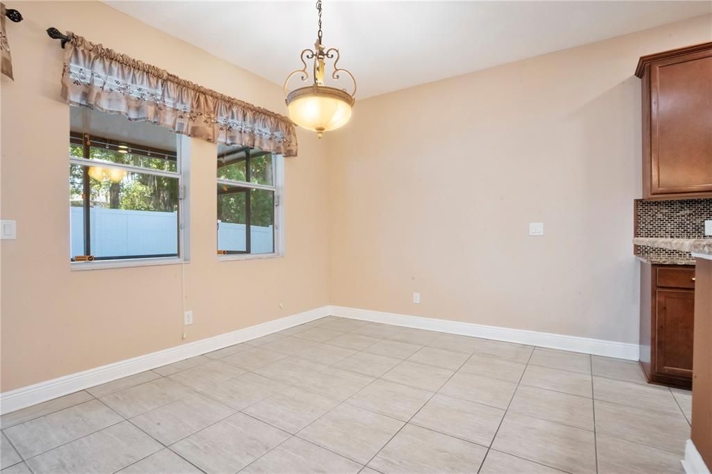 For Sale: $529,900 (4 beds, 3 baths, 2361 Square Feet)