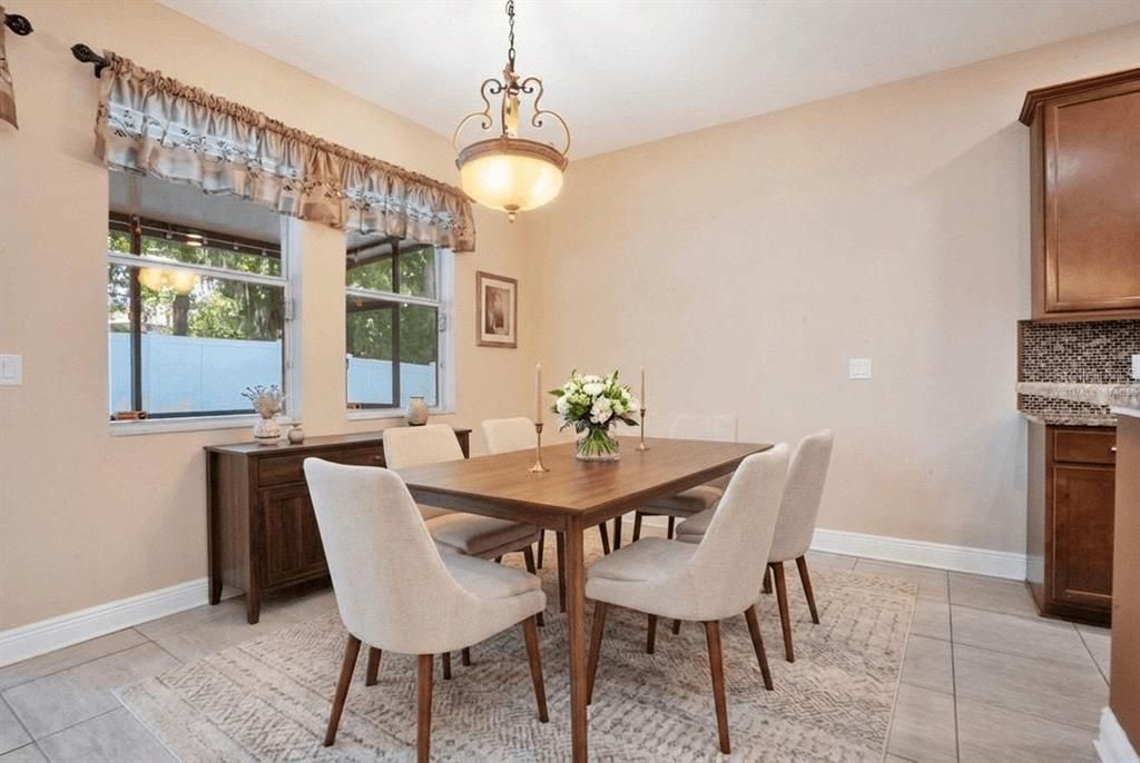 For Sale: $529,900 (4 beds, 3 baths, 2361 Square Feet)