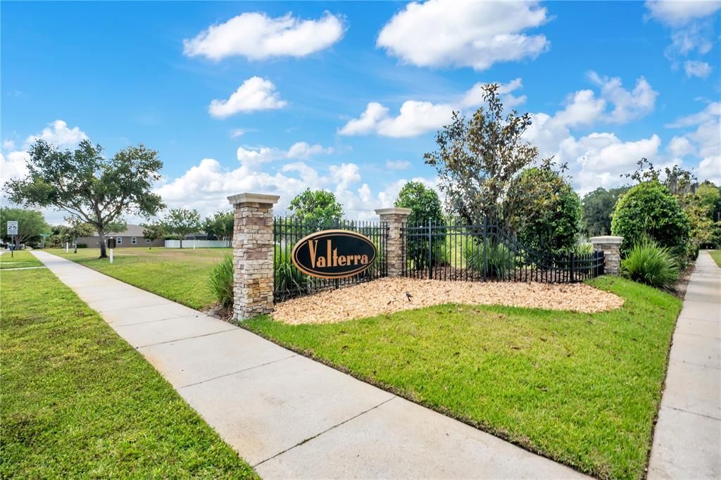 For Sale: $529,900 (4 beds, 3 baths, 2361 Square Feet)
