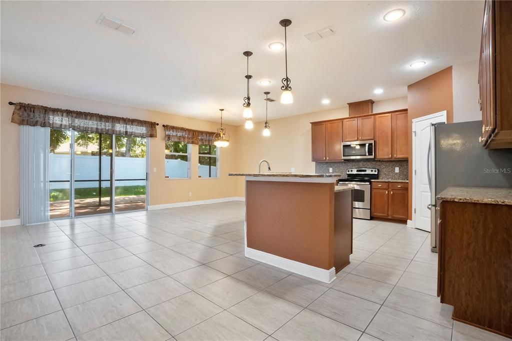 For Sale: $529,900 (4 beds, 3 baths, 2361 Square Feet)