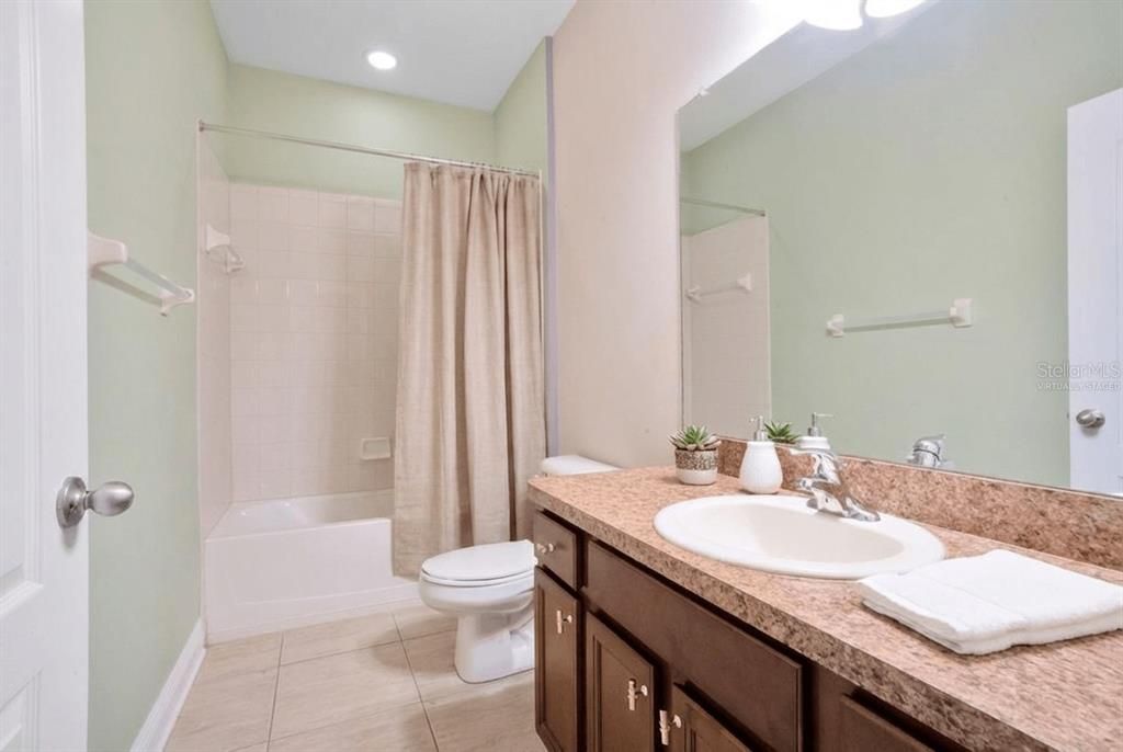 For Sale: $529,900 (4 beds, 3 baths, 2361 Square Feet)