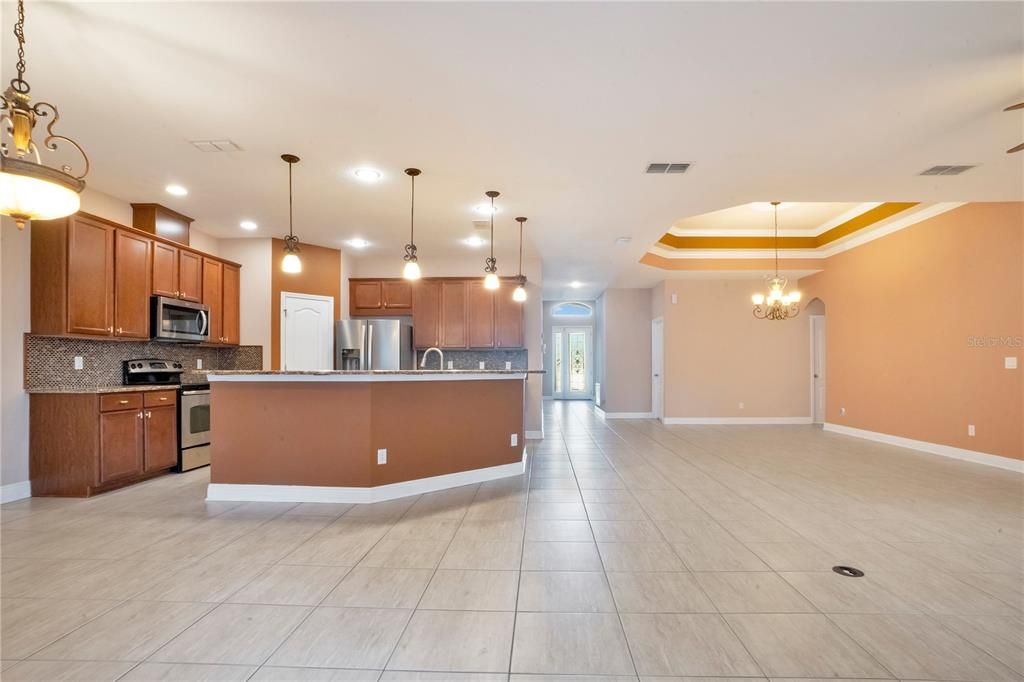 For Sale: $529,900 (4 beds, 3 baths, 2361 Square Feet)