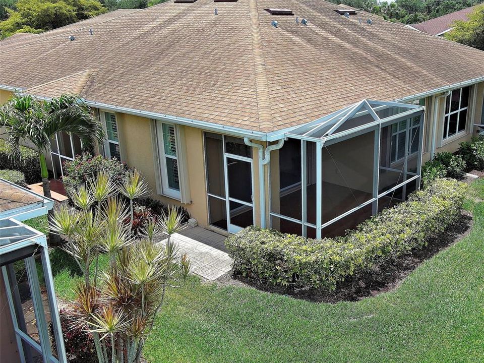 Activo con contrato: $315,000 (2 camas, 2 baños, 1558 Pies cuadrados)
