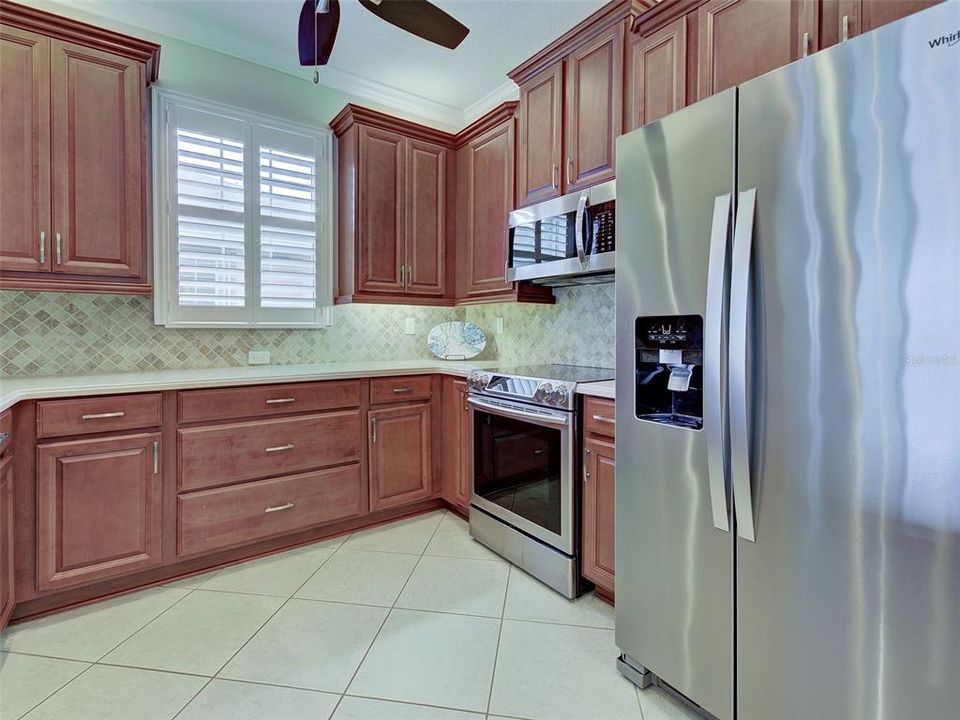 Activo con contrato: $315,000 (2 camas, 2 baños, 1558 Pies cuadrados)