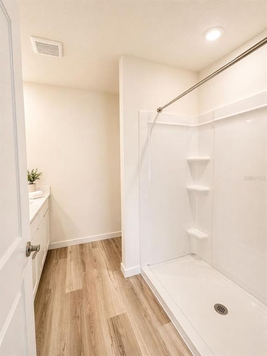 В аренду: $1,875 (3 спален, 2 ванн, 1504 Квадратных фут)