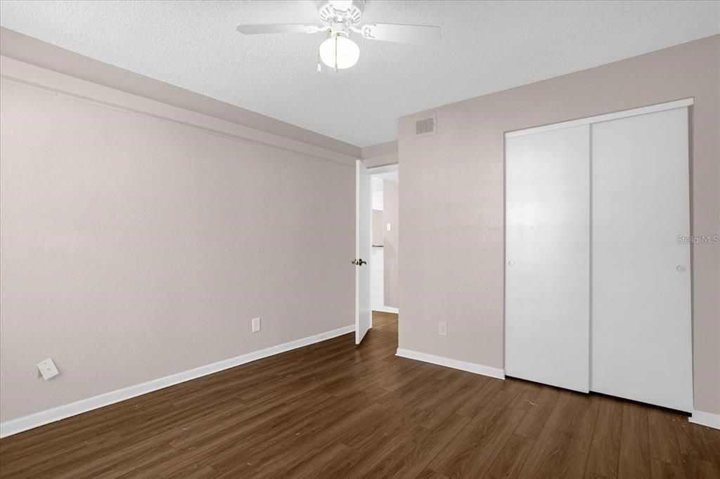 В аренду: $1,750 (2 спален, 2 ванн, 971 Квадратных фут)