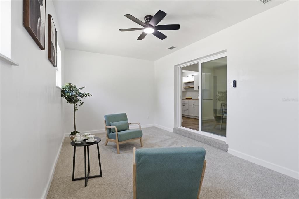 Activo con contrato: $279,900 (3 camas, 2 baños, 1916 Pies cuadrados)