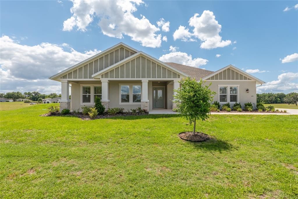 En Venta: $574,900 (3 camas, 3 baños, 2667 Pies cuadrados)