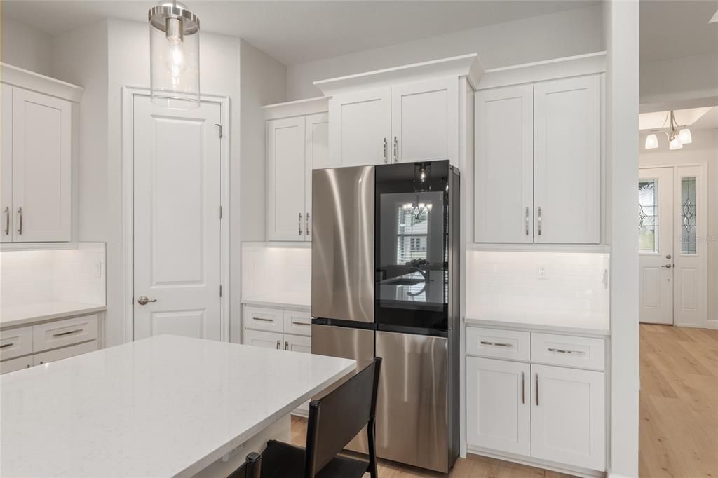 En Venta: $574,900 (3 camas, 3 baños, 2667 Pies cuadrados)