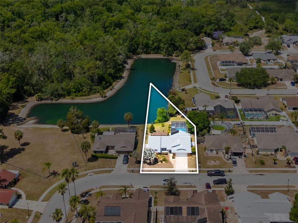 Active With Contract: $359,900 (3 beds, 2 baths, 1565 Square Feet)