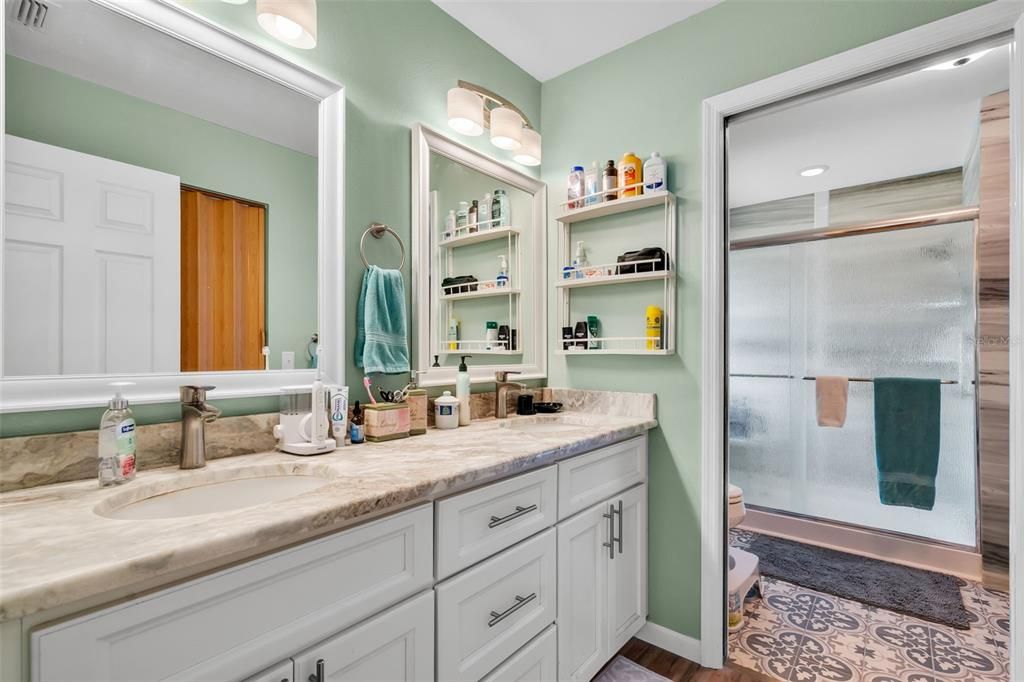 Active With Contract: $359,900 (3 beds, 2 baths, 1565 Square Feet)