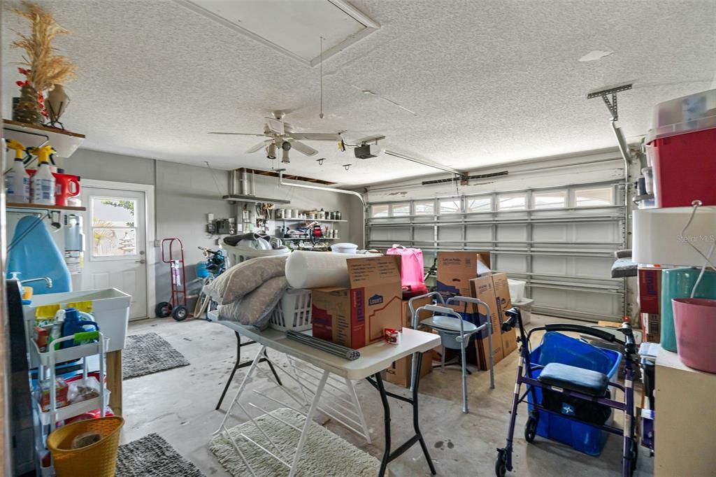 Active With Contract: $359,900 (3 beds, 2 baths, 1565 Square Feet)