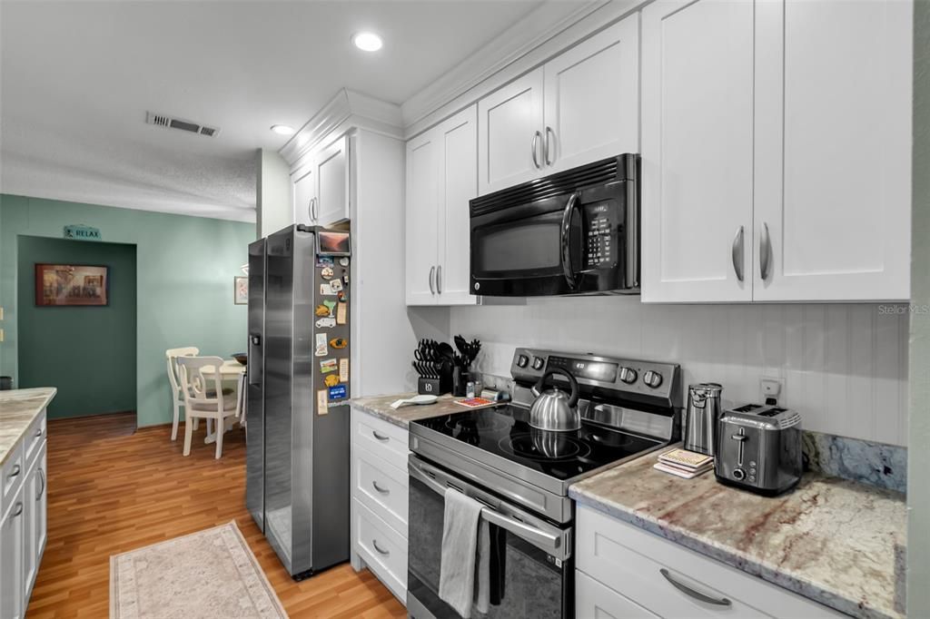 Active With Contract: $359,900 (3 beds, 2 baths, 1565 Square Feet)