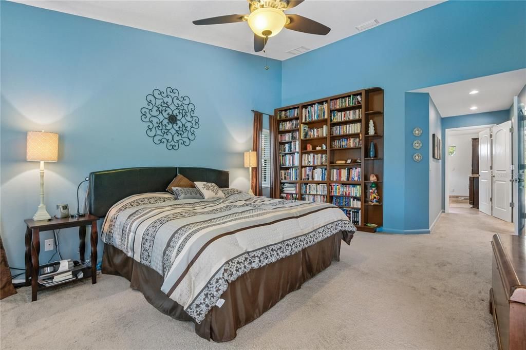 Active With Contract: $939,000 (4 beds, 3 baths, 2638 Square Feet)