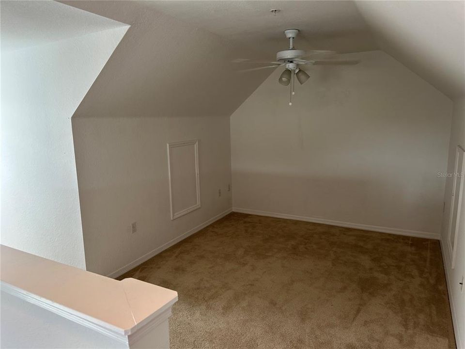 For Rent: $1,900 (2 beds, 2 baths, 1316 Square Feet)
